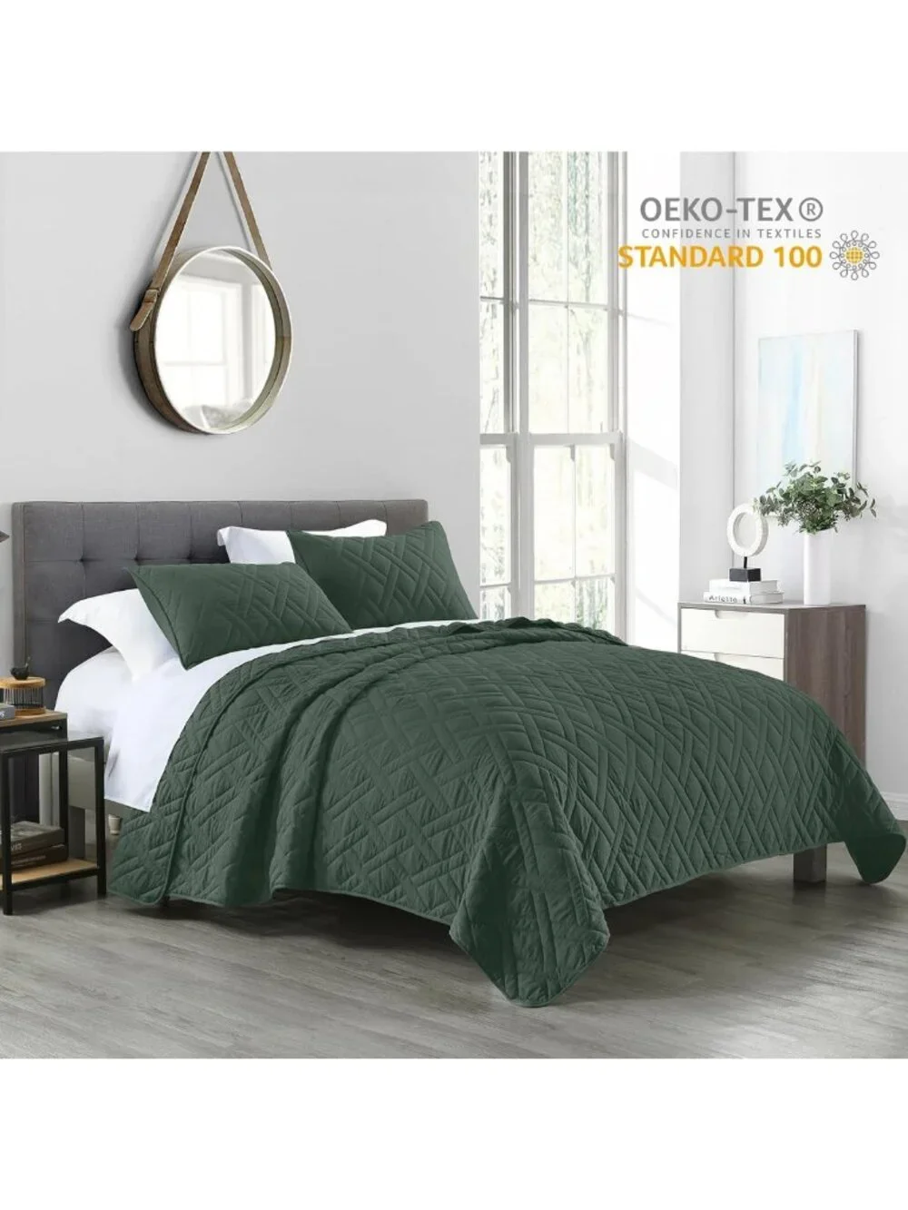 King Size Dark Green Quilt Set - Classic Geometric Pattern, Soft Microfiber